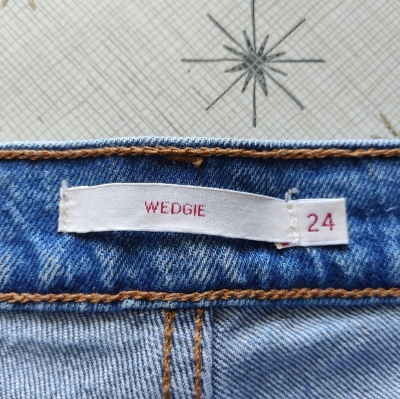 Levis Wedgie Premium Tapered Leg Jeans S40197 Size 24 - Picture 8 of 15